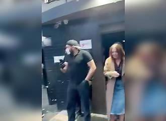 Il se fait sucer en sortie de discothèque !